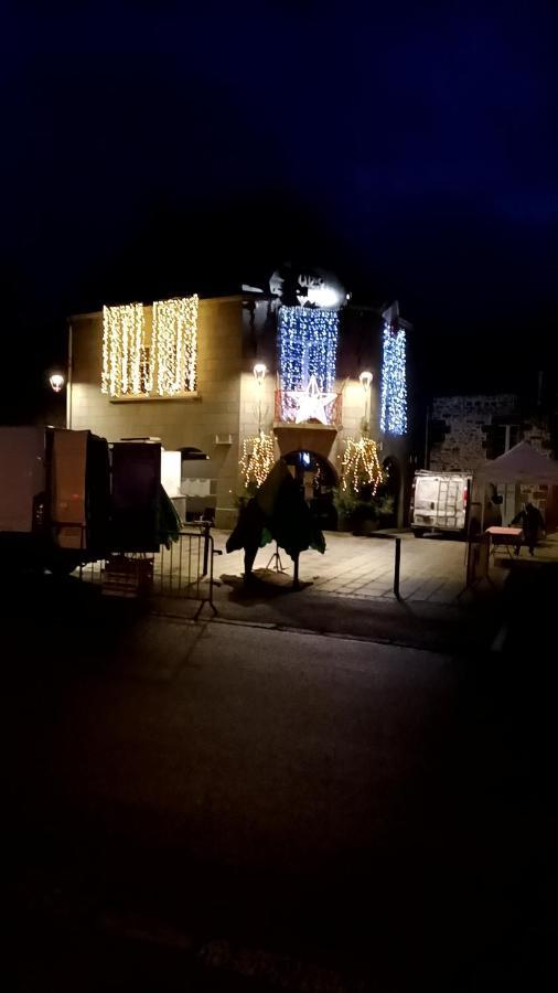 Gasthaus Bienvenue Saint-Pierre-de-Plesguen Exterior foto